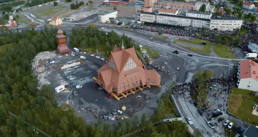 Kiruna Church movimentazione Mammoet