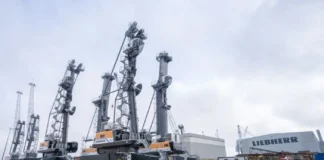Quattro nuove gru mobili portuali Liebherr ai porti italiani
