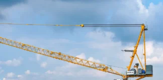 Potain presenta la nuova gru a torre con braccio brandeggiante MCR 505 J25