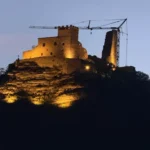Una gru Potain per la riqualificazione della Rocca di Varano