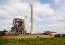 Demolizione “speciale” Sarens con gru cingolata Tadano ad Amsterdam