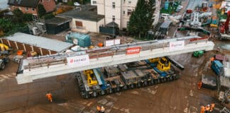 Ponti ferroviari da 1.000 tonnellate: il sollevamento controllato di Enerpac accelera il cantiere di Herten