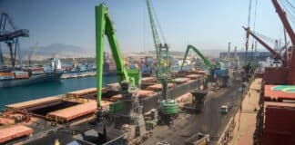 Movimentazione portuale elettrica con le macchine Sennebogen in Turchia