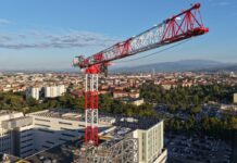 Installazione complessa di gru Potain per la ristrutturazione dell’ospedale Borgo Roma a Verona