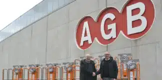 AGB investe in 10 piattaforme Axolift Manulift per la sicurezza nel lavoro a bassa quota