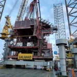 I carrelli Enerpac ETR sulla jack-up Obana nel decommissioning offshore