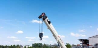 Raimondi riporta a Crespellano le gru cingolate. Anteprima per la nuova TTC 70 di Terex Rough Terrain Cranes