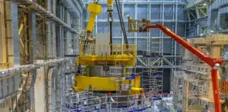 Enerpac SyncHoist per il solenoide centrale di ITER
